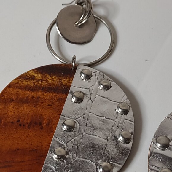Very Large Wood And Metal Dangle Earrings - Picture 7 of 16